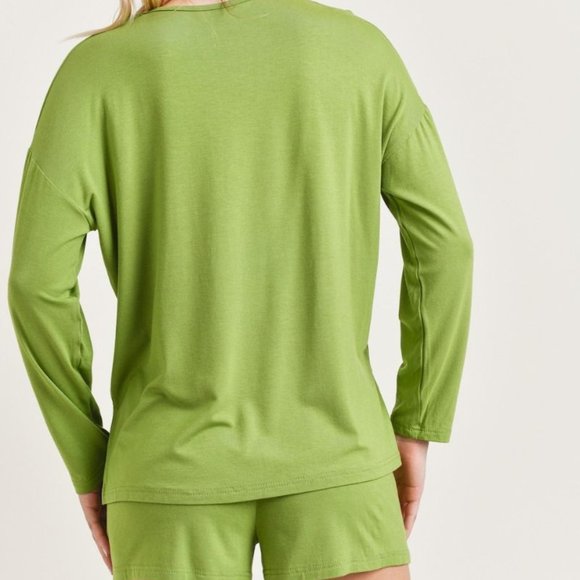 Jade High Low Top with Shorts Lounge Set - Picture 3 of 4